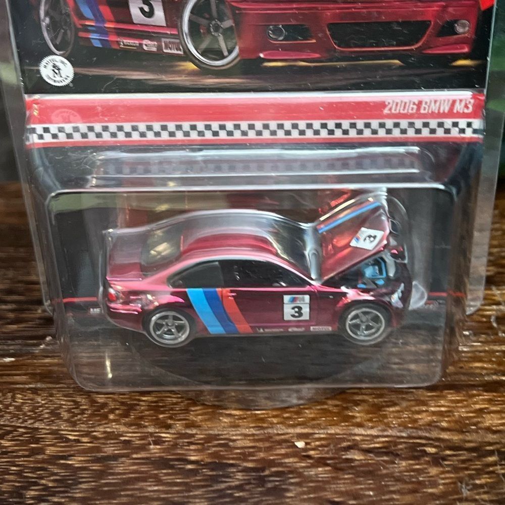 Hot Wheels RLC 2006 BMW M3 in Red. New in box! - Picture 7 of 16
